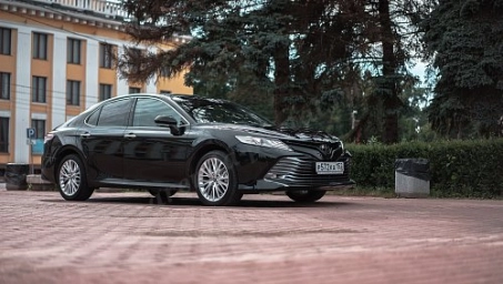 TOYOTA CAMRY black 2018