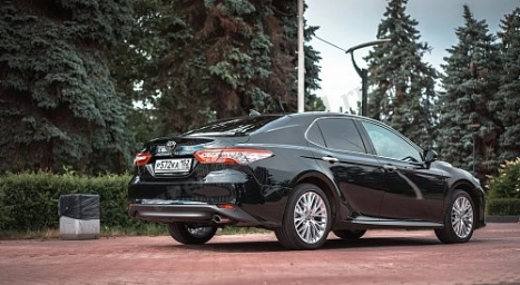 TOYOTA CAMRY black 2018